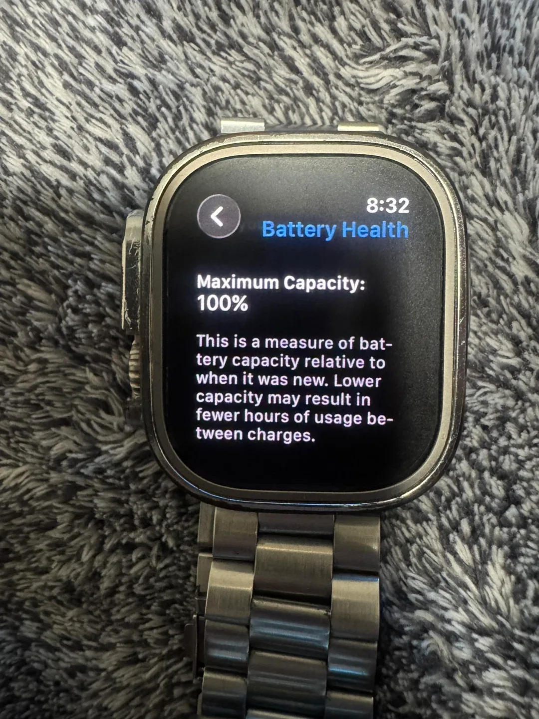Apple Watch Ultra 2  GPs+ cellular image indicator(3)