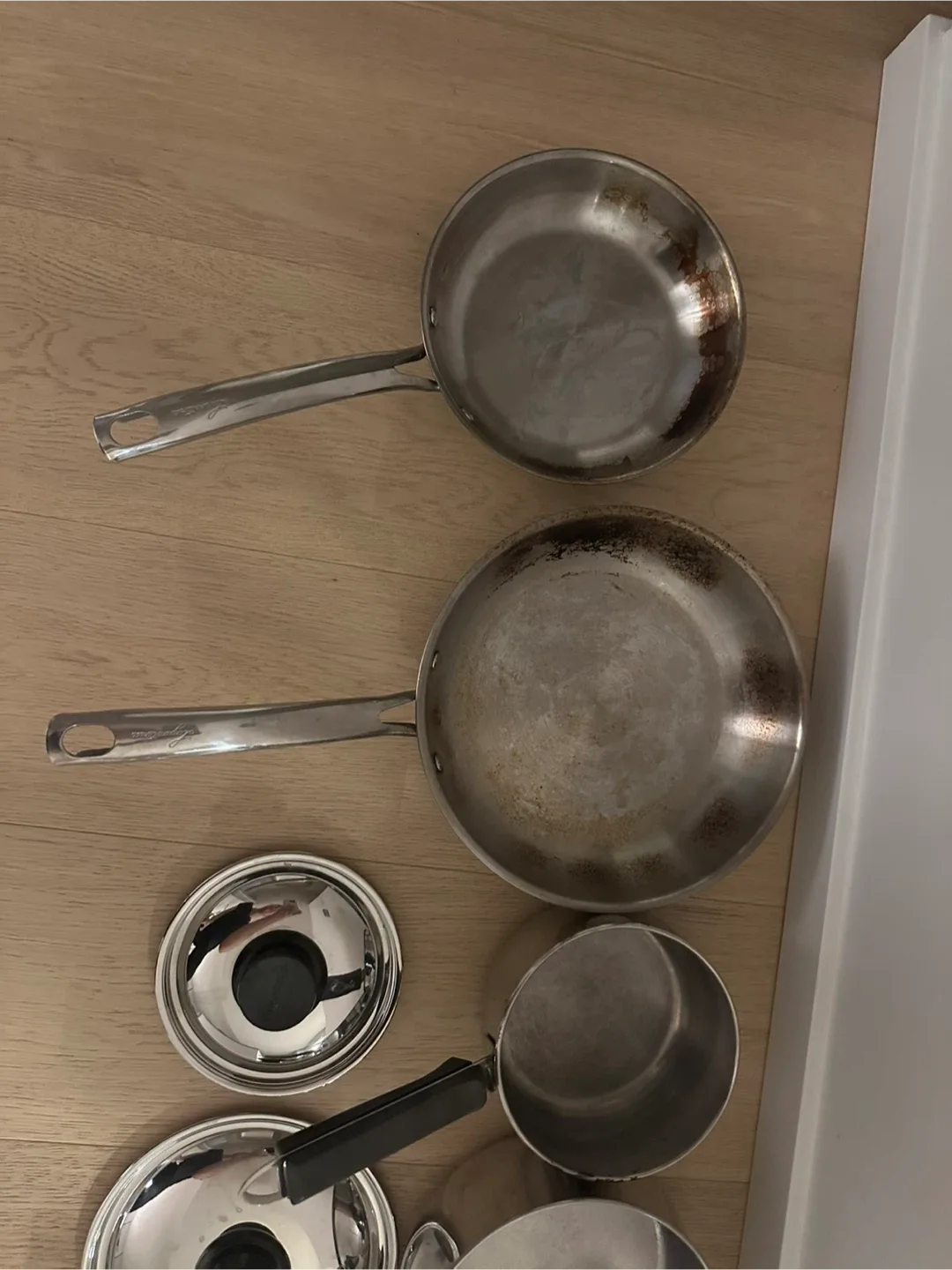 Stainless Steel Lagostina Pots and Pans Set image indicator(2)