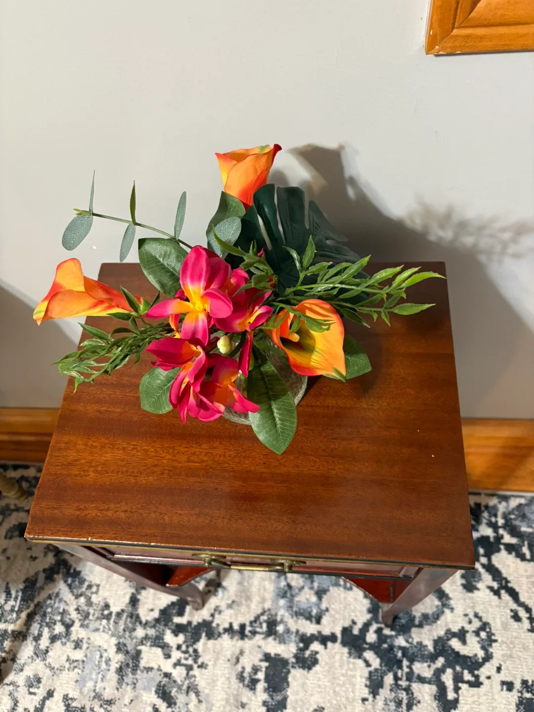 Vintage Wooden Side Table image indicator(2)