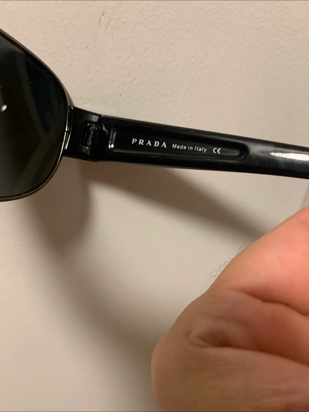 Prada SPS 52G Sunglasses with Case image indicator(9)