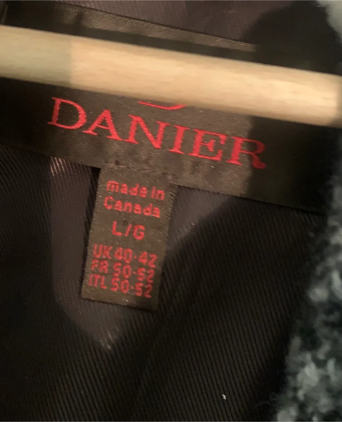 Danier Brown Leather Jacket - Size L/G image indicator(3)