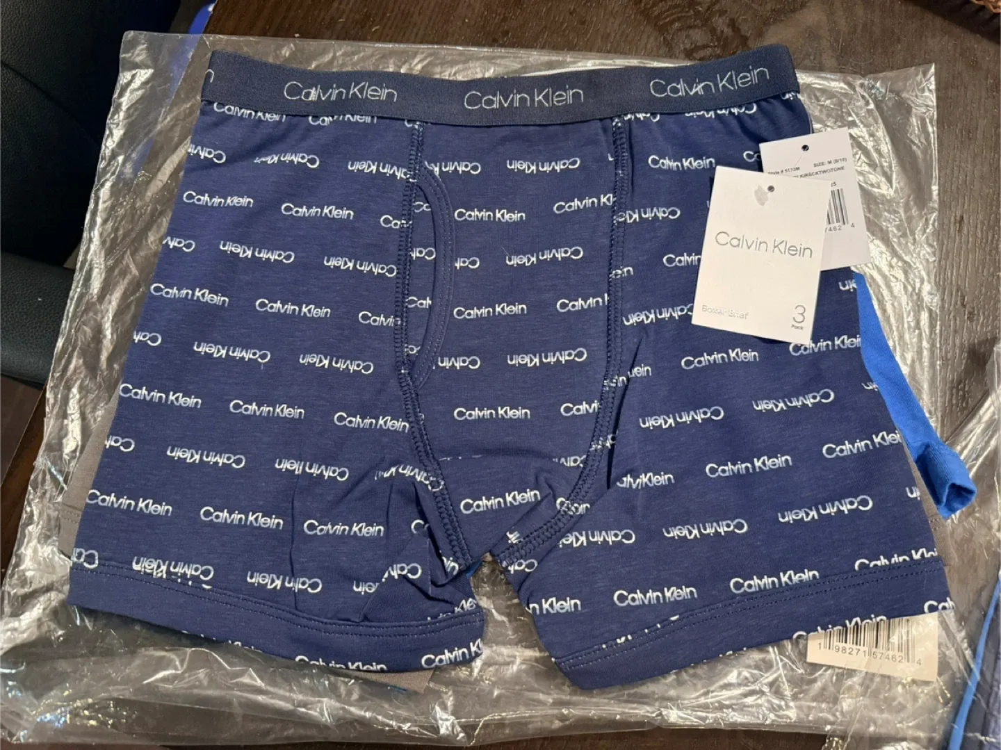 Brand New Calvin Klein Boys Boxer Briefs - 8/10 Size M
