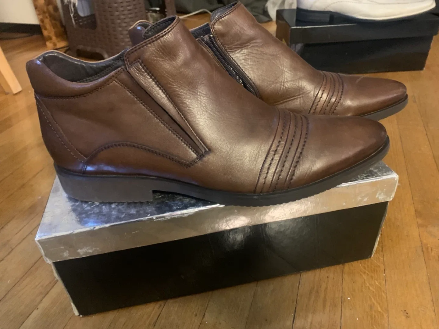 Angelo Madini Milano Brown Leather Boots (Size 44) image indicator(2)