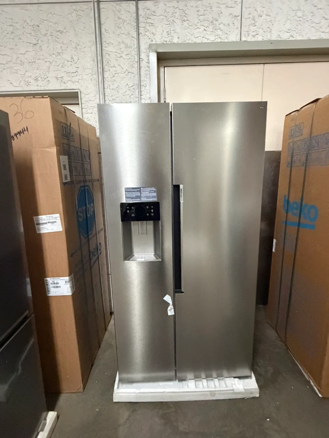 Beko Refrigerator - Stainless Steel image indicator(2)