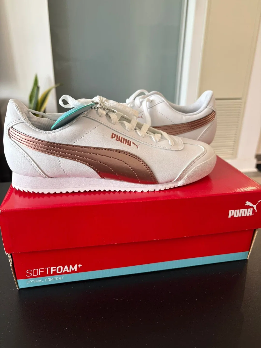 New Puma Torino Metallic Women's Shoes - Size 7 image indicator(2)