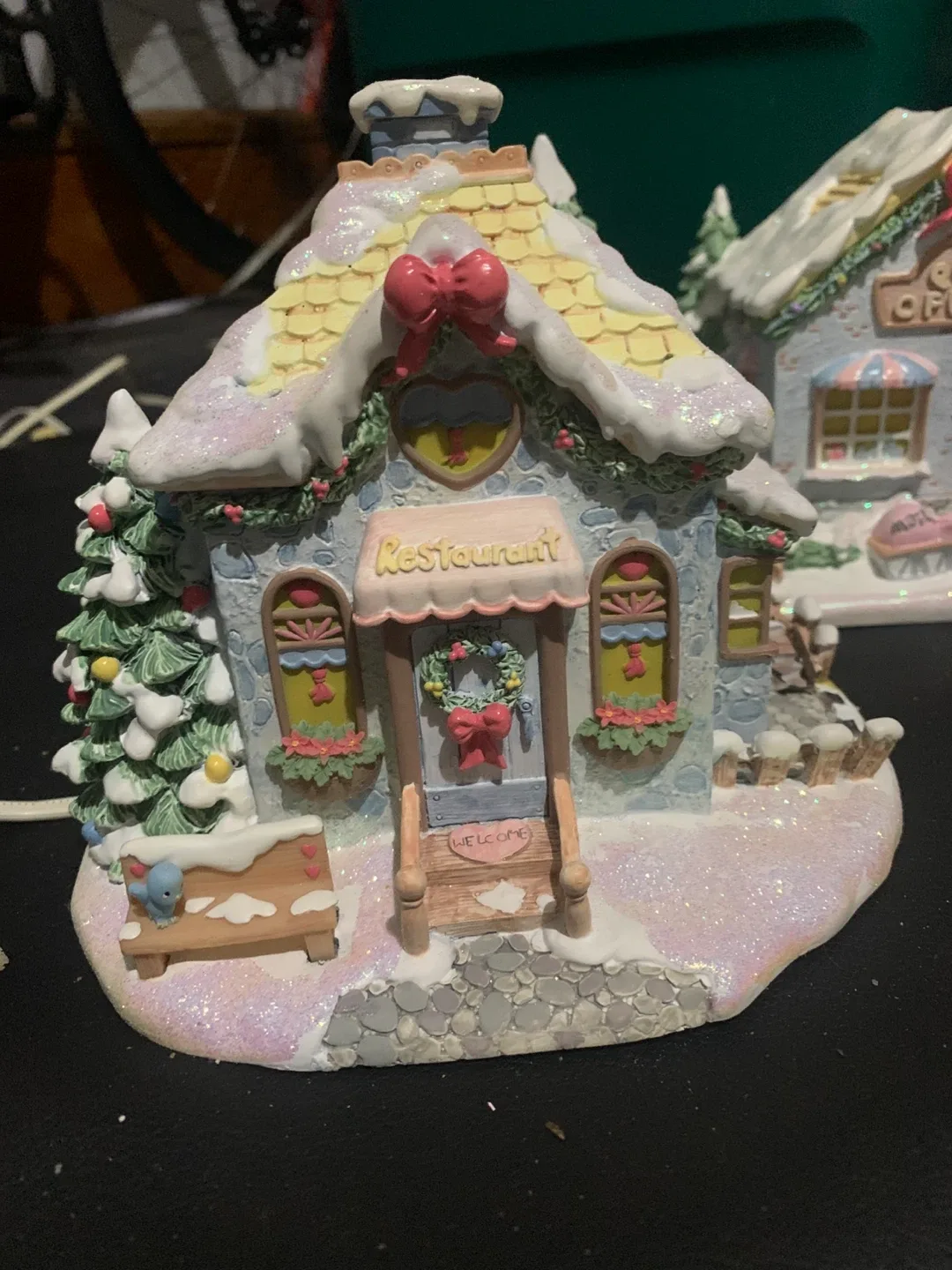 Precious moments Christmas village image indicator(10)