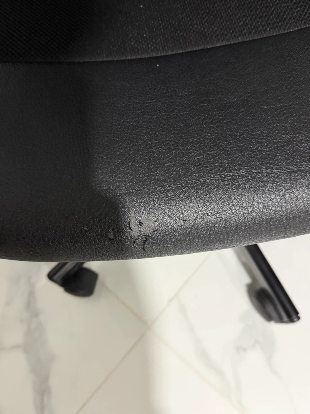 Black Office Chair - Some Wear - photo 2