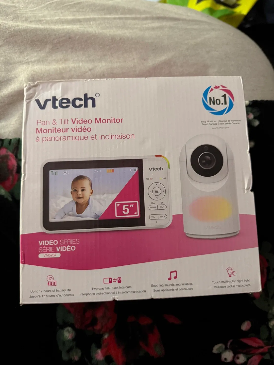 VTech VM5267 Pan & Tilt Video Baby Monitor - New in Box!