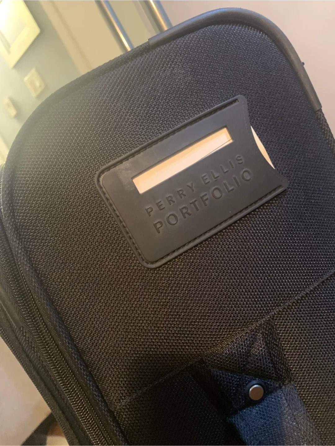 Perry Ellis Portfolio Black Carry-On Suitcase image indicator(3)