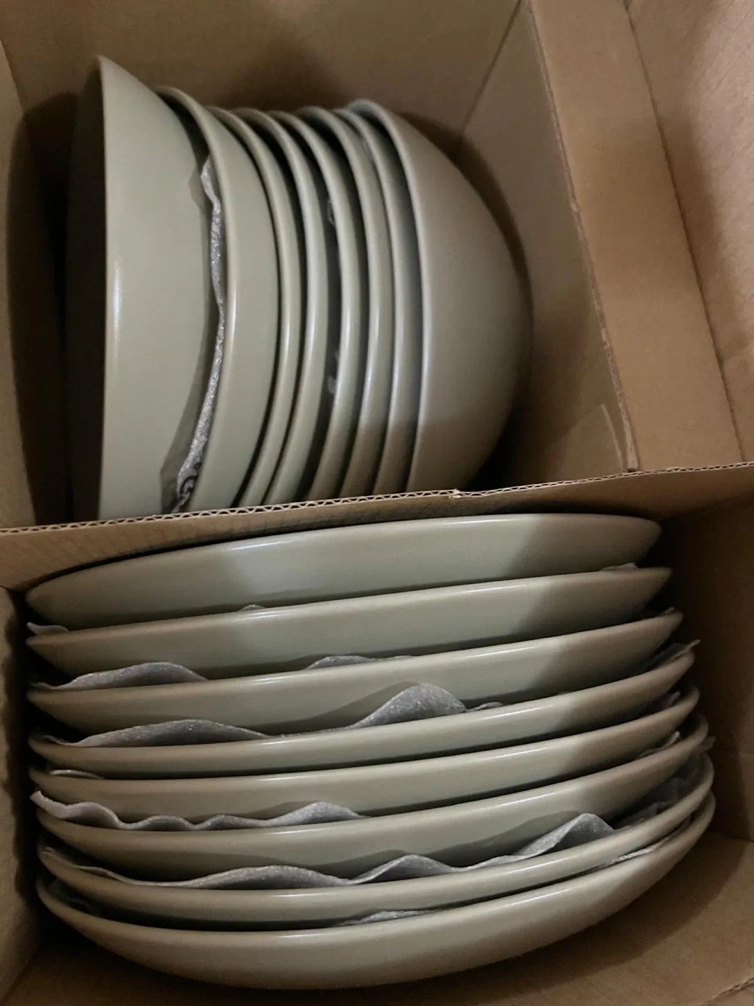 IKEA FÄRGKLAR 24-Piece Dinnerware Set, New in Box! image indicator(3)