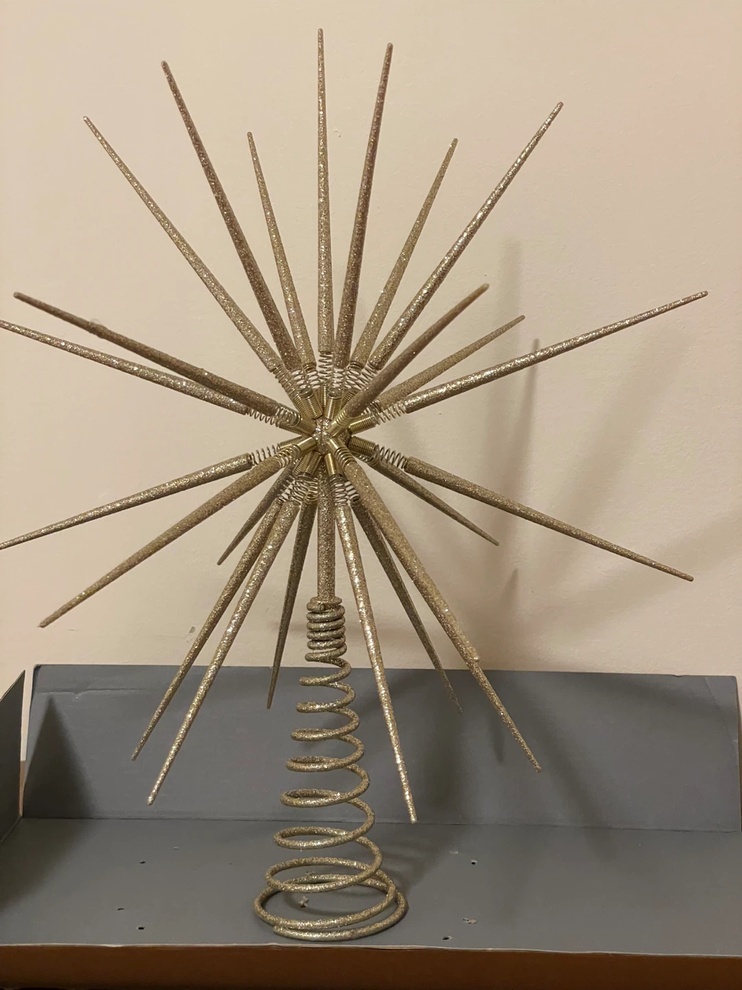Pottery Barn Glitter Starburst Tree Topper - Gold - photo 3