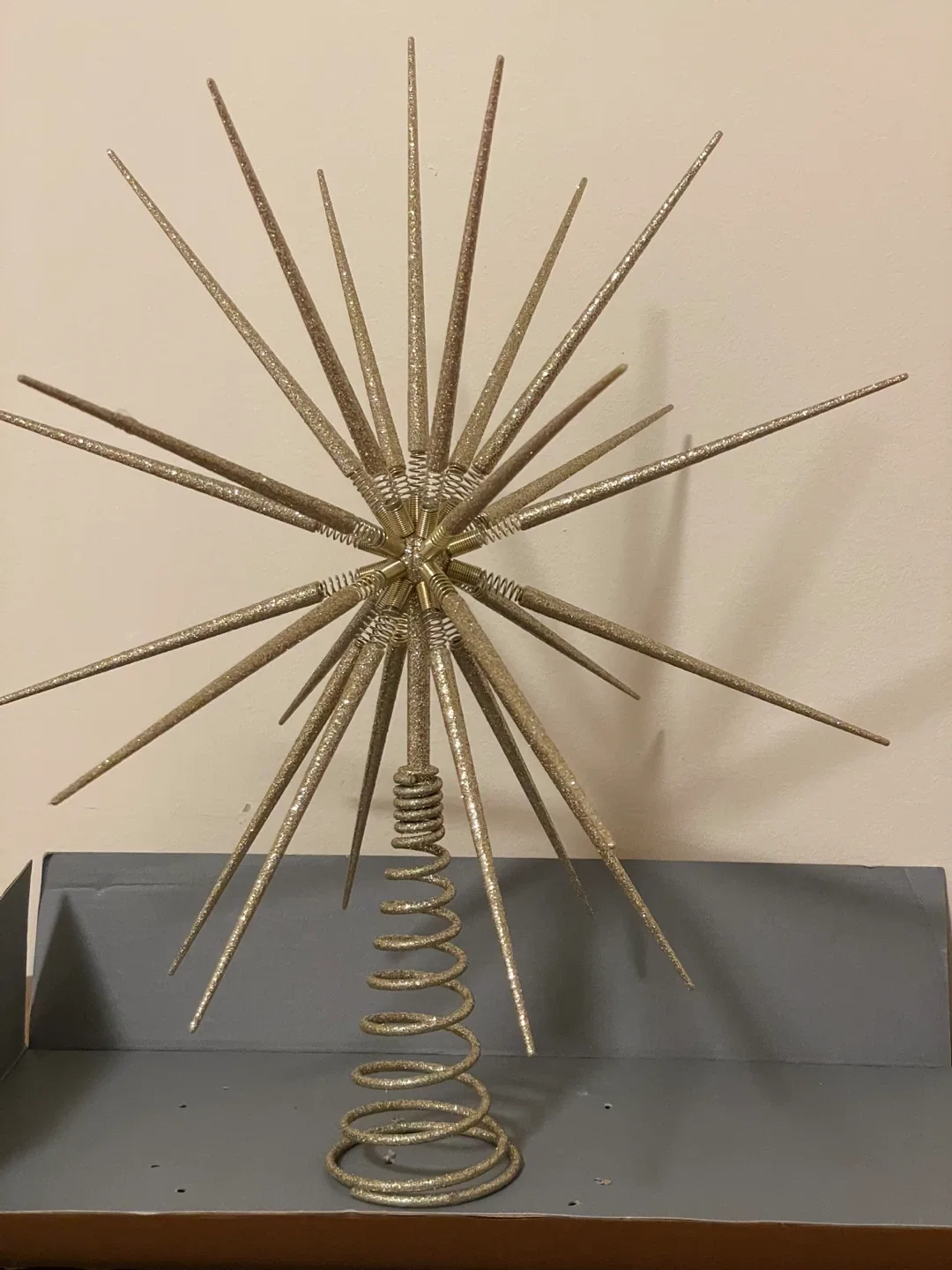 Pottery Barn Glitter Starburst Tree Topper - Gold image indicator(3)