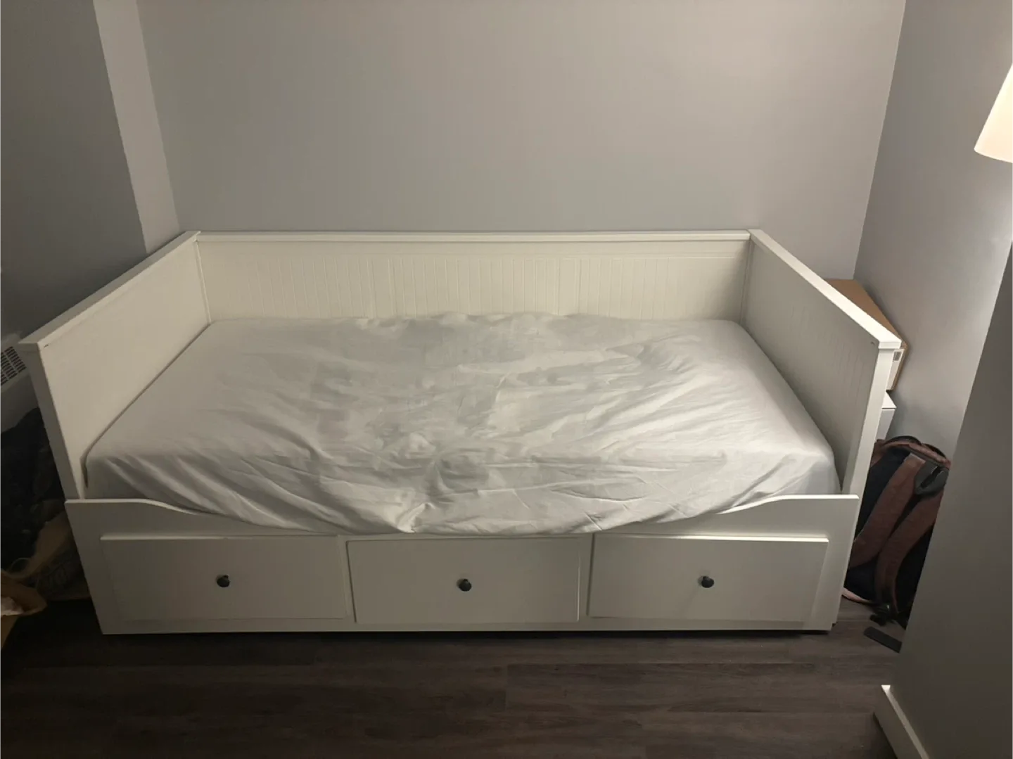 Ikea Hemnes Daybed Frame with 3 Drawers image indicator(3)