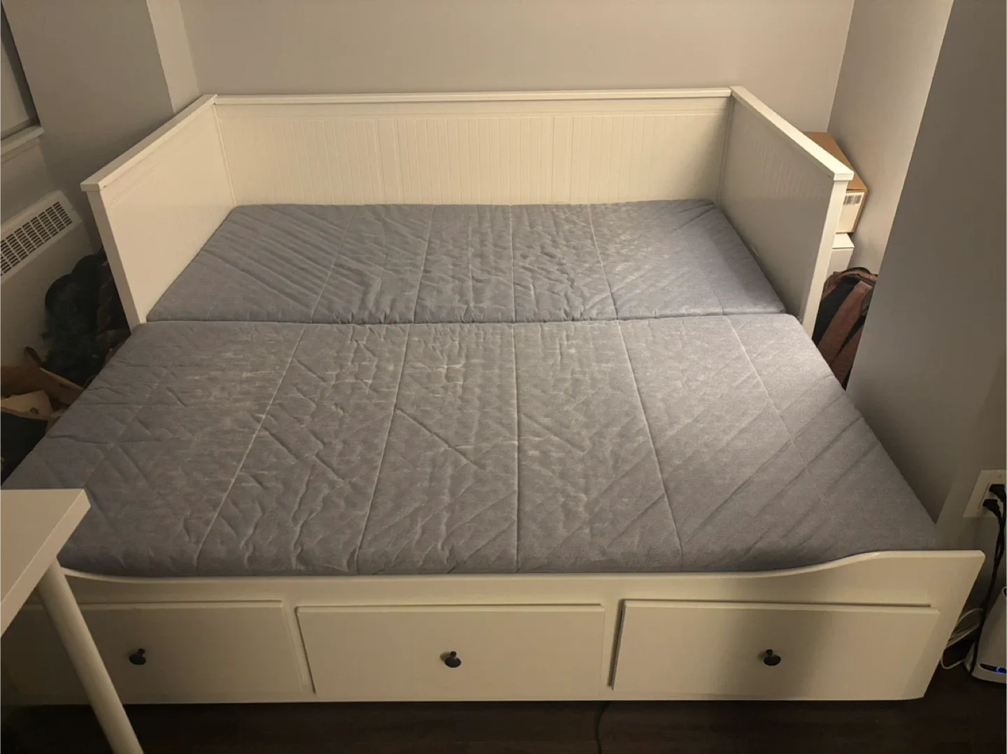 Ikea Hemnes Daybed Frame with 3 Drawers