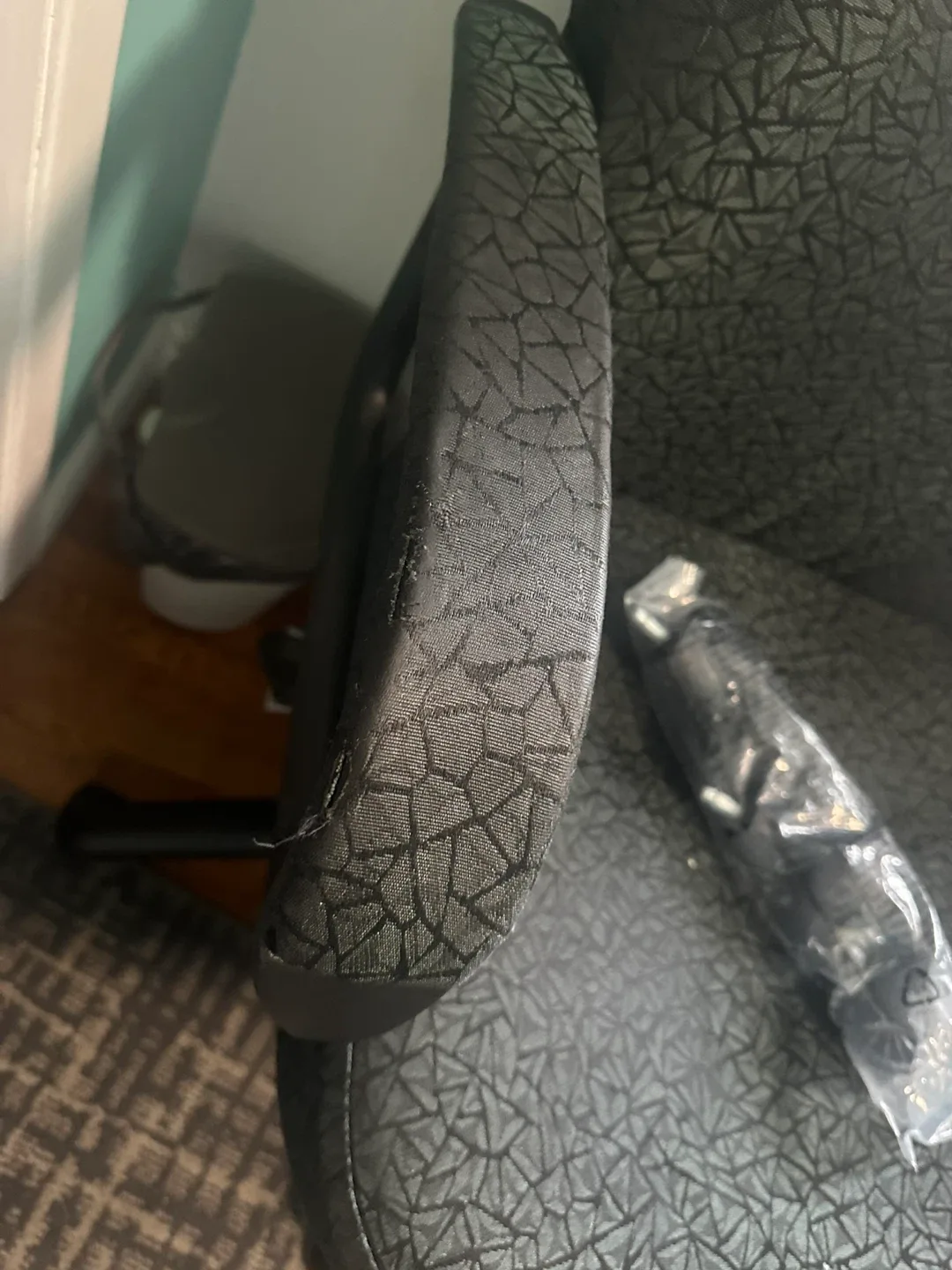 Office Chair - Black image indicator(3)