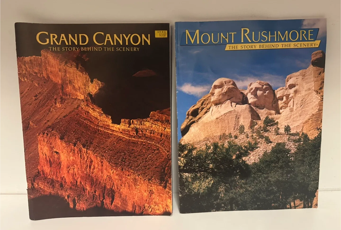 Grand Canyon & Mount Rushmore Magazines