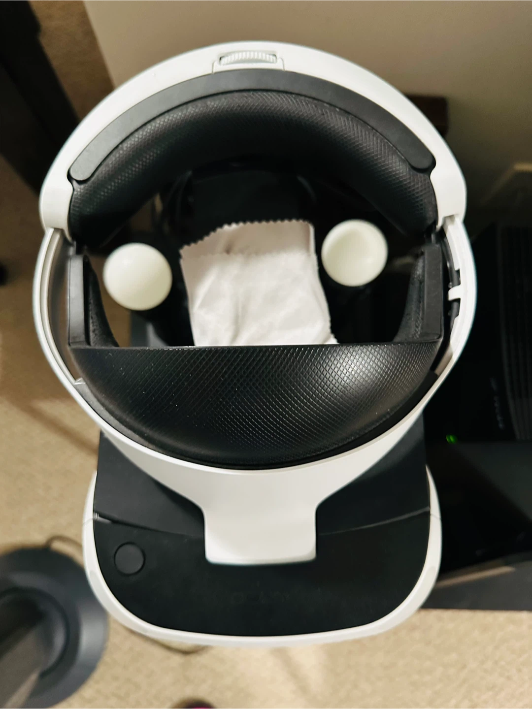 PS4+VR +2 controllers,games& camera - photo 2