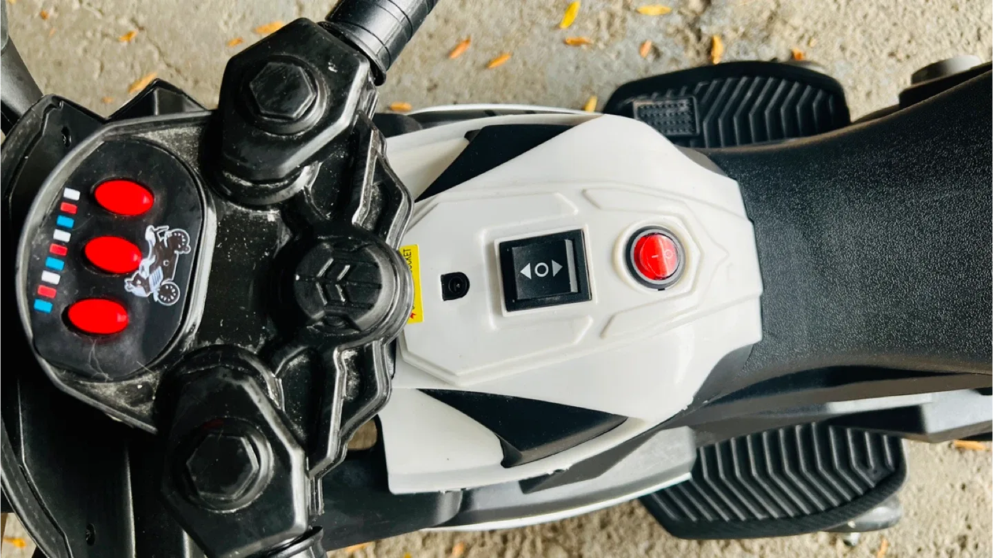 Kids' Ride-On Motorcycle - T1500 image indicator(4)