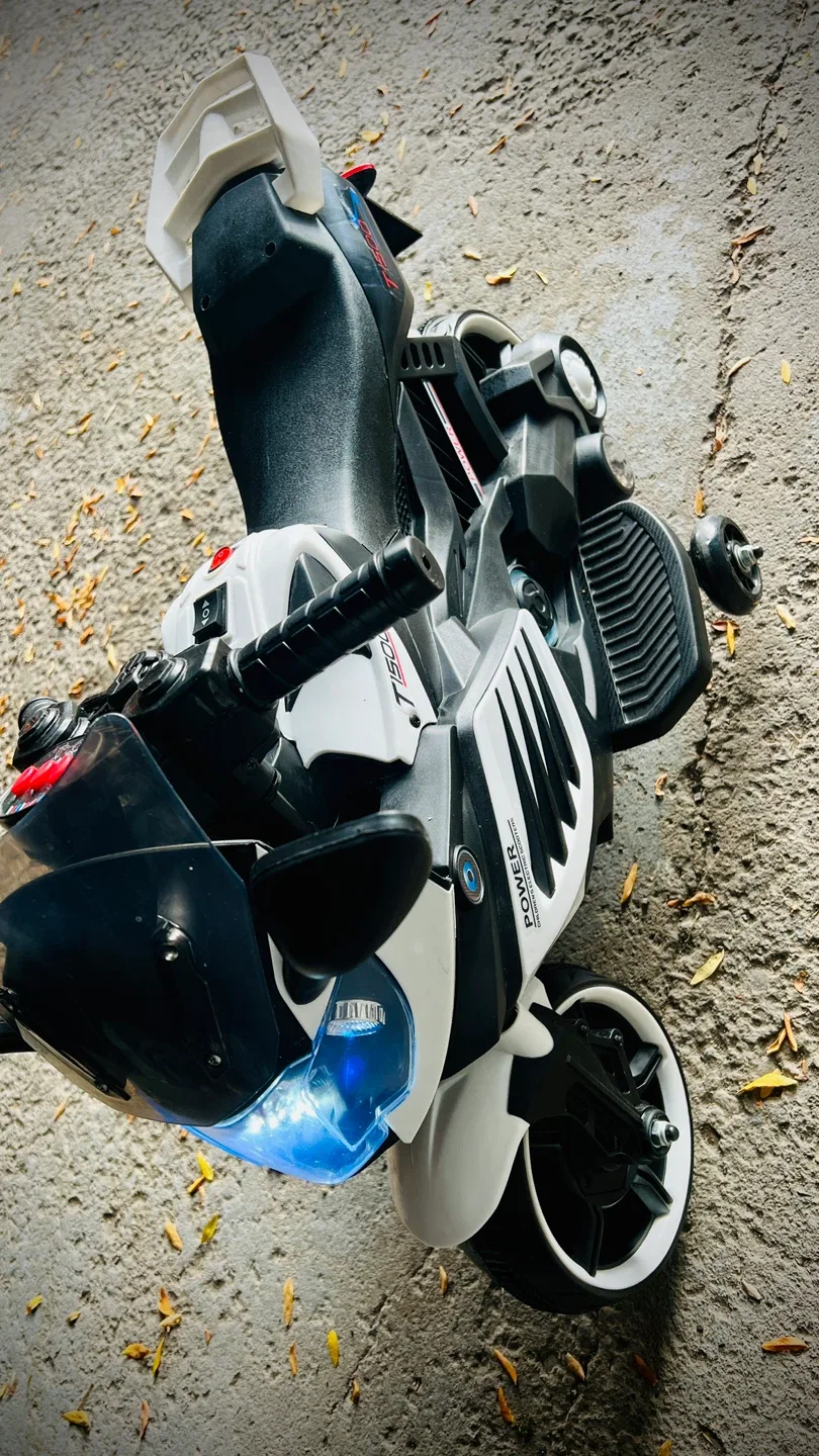 Kids' Ride-On Motorcycle - T1500 image indicator(8)