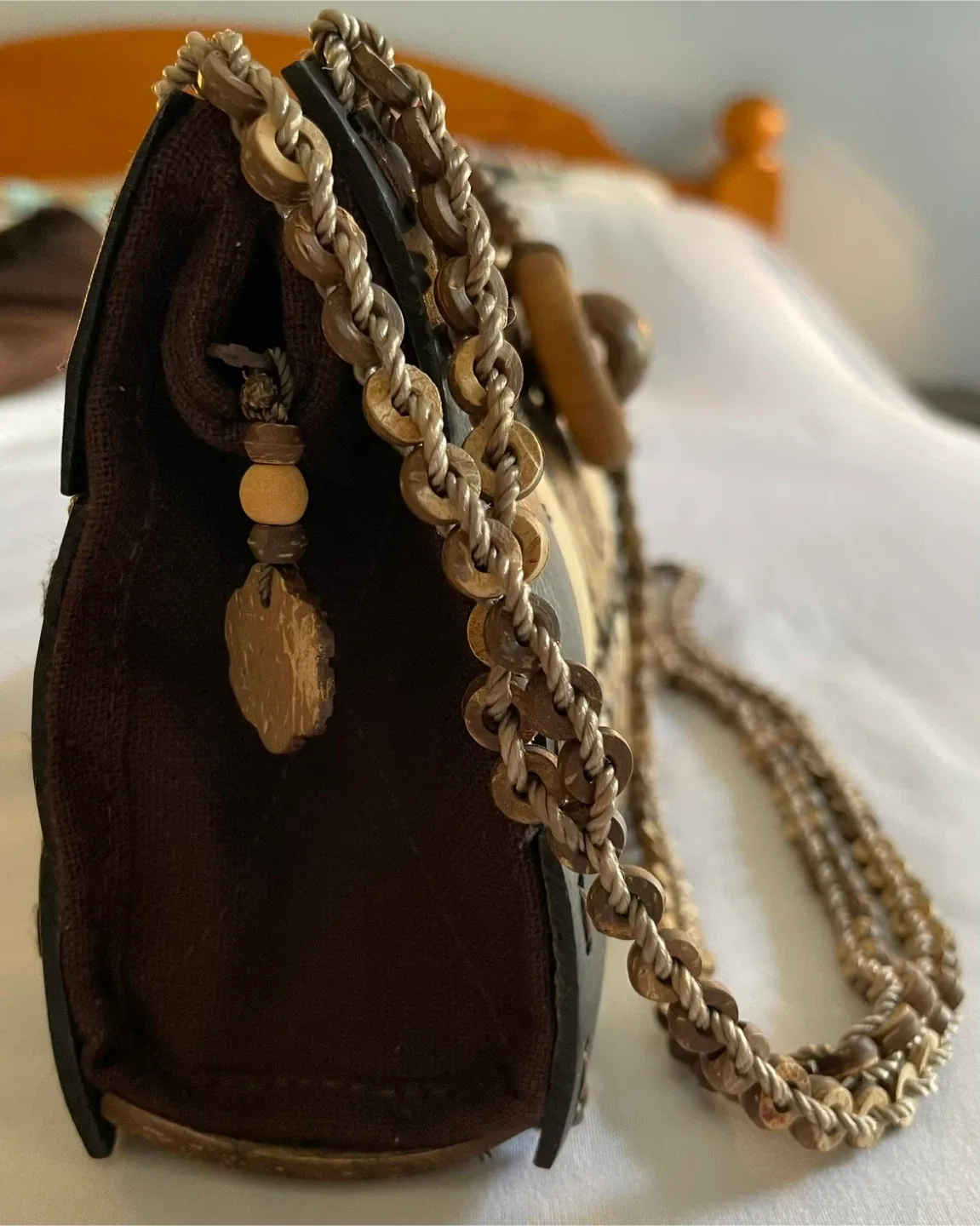 Unique Wood & Coconut Handbag image indicator(4)