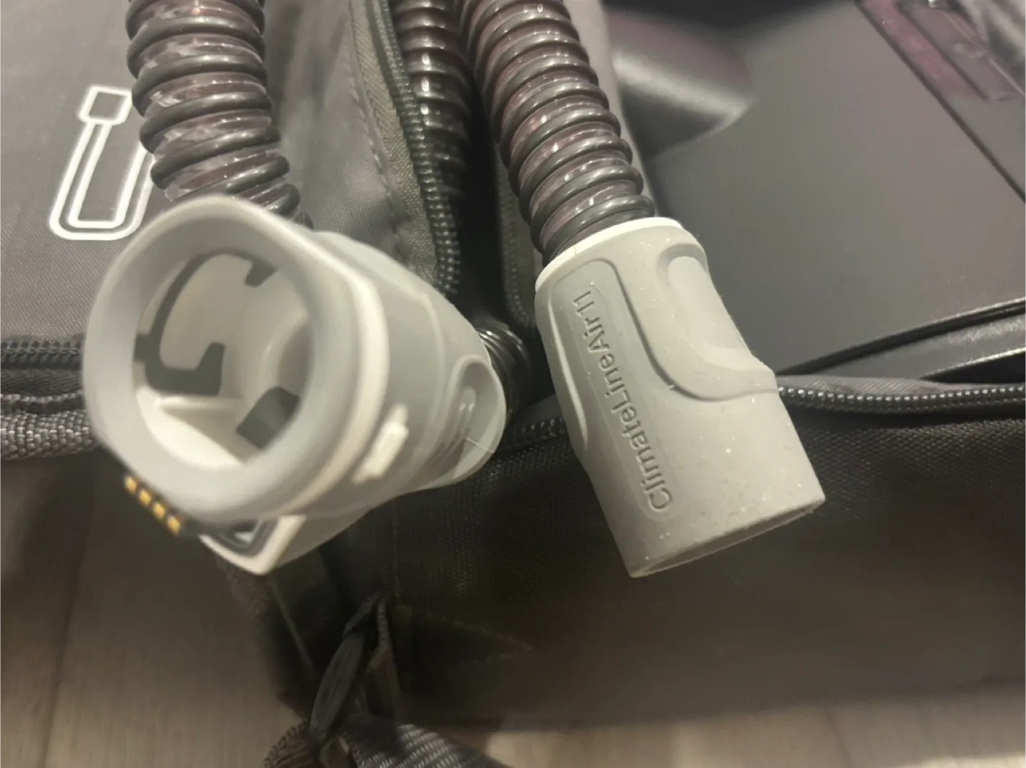 ResMed AirSense 10 CPAP Machine image indicator(2)