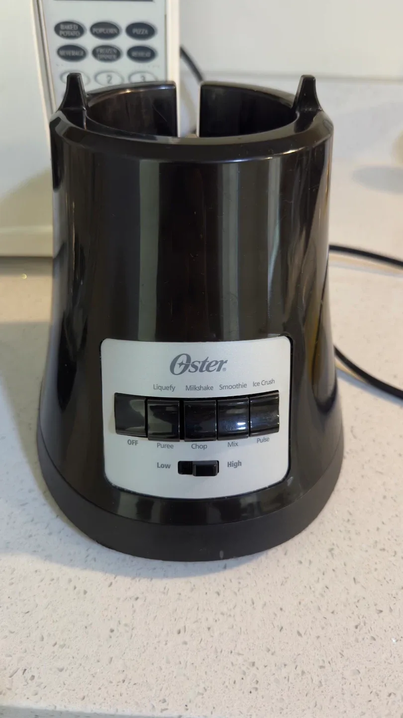 Oster 6-Cup Glass Jar Blender thumbnail