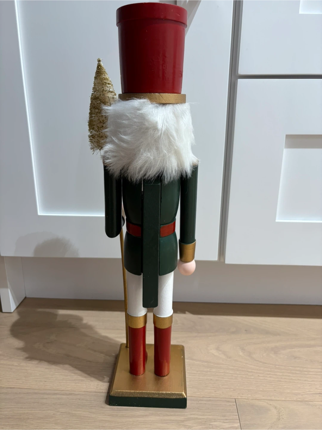 Nutcracker Christmas decoration- 18 Inches Tall - photo 4
