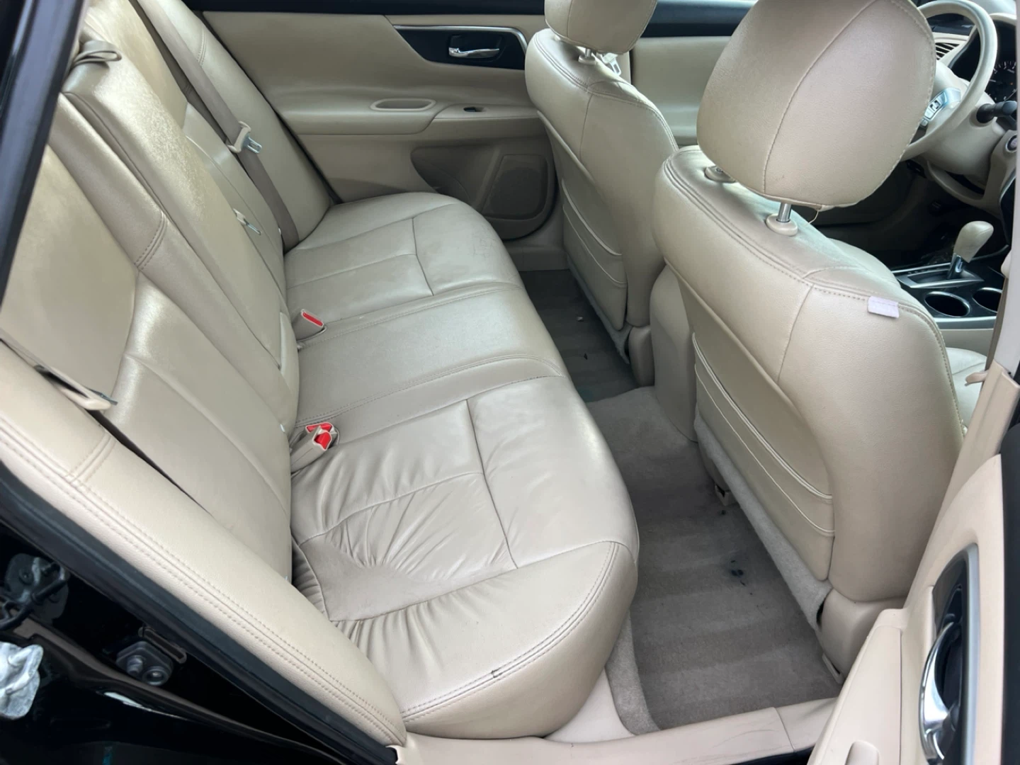 Nissan Altima Sedan - Black - photo 4
