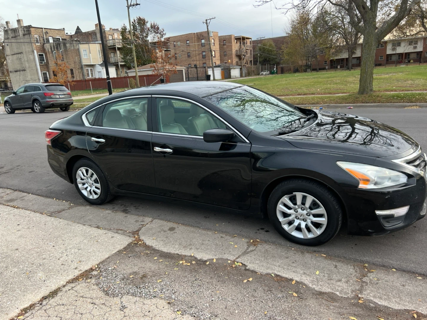Nissan Altima Sedan - Black - photo 2