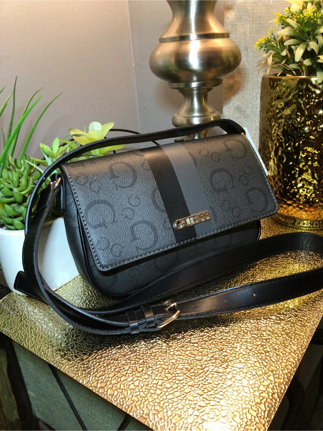 Guess Black Crossbody Bag image indicator(2)