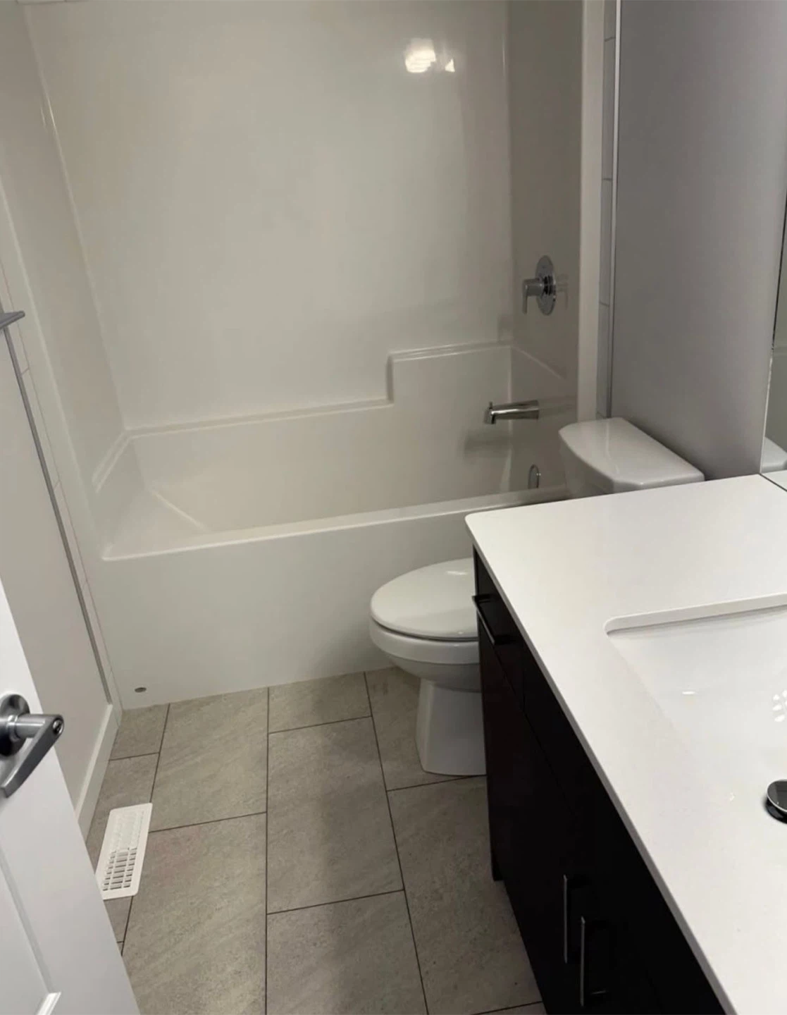 Beautiful room for rent - photo 5