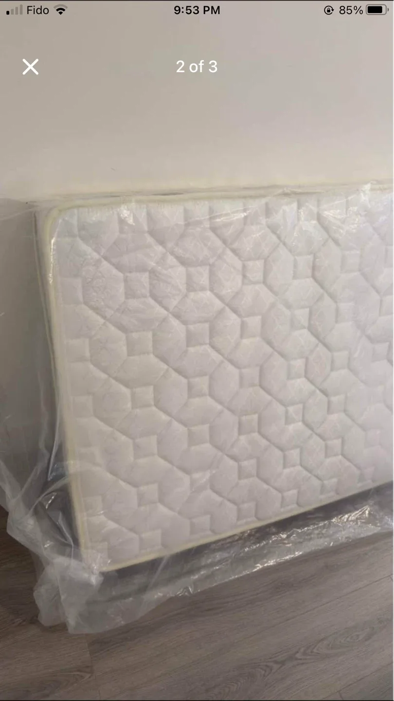 Twin size Mattress - very Good Condition image indicator(2)