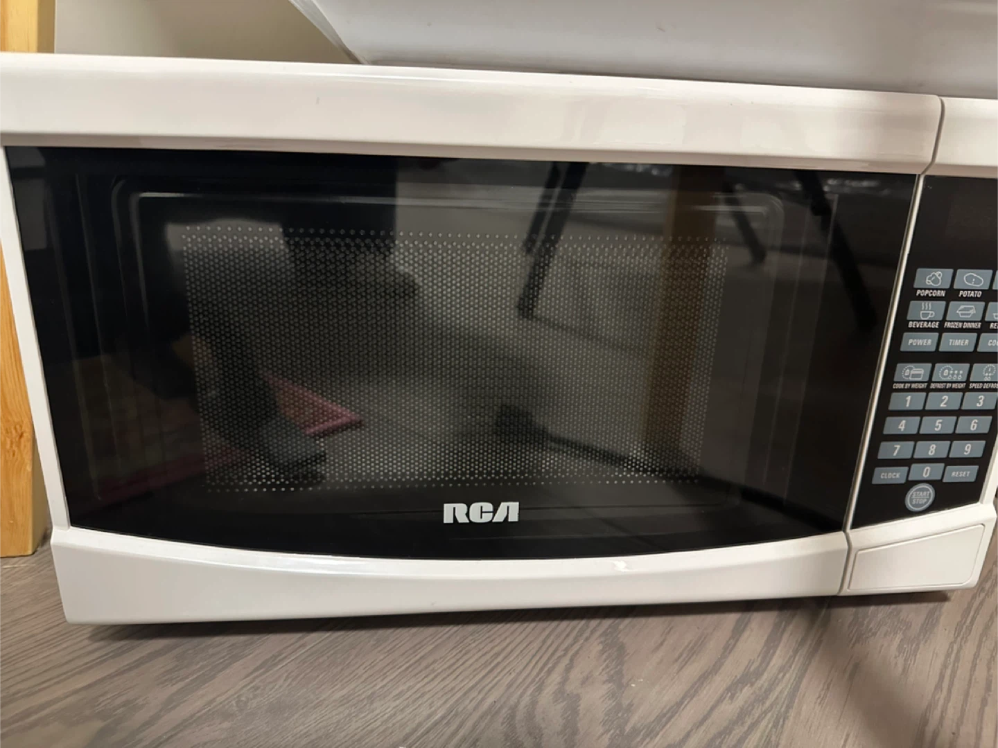 RCA Microwave - White