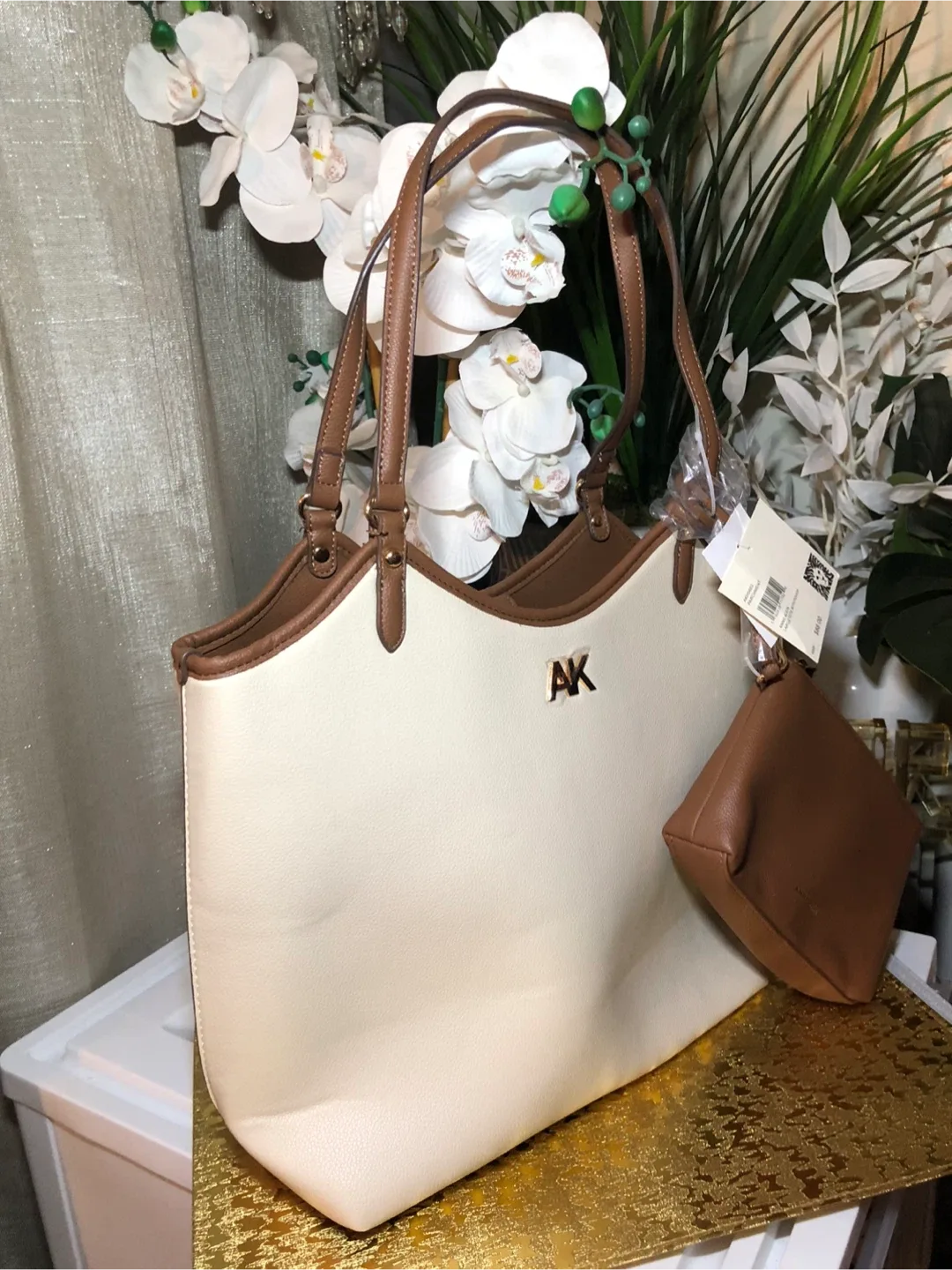 Anne Klein Tote Bag with Pouch - New with Tags! image indicator(5)