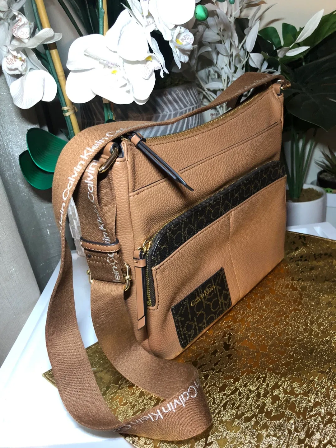 Calvin Klein Crossbody Bag image indicator(5)