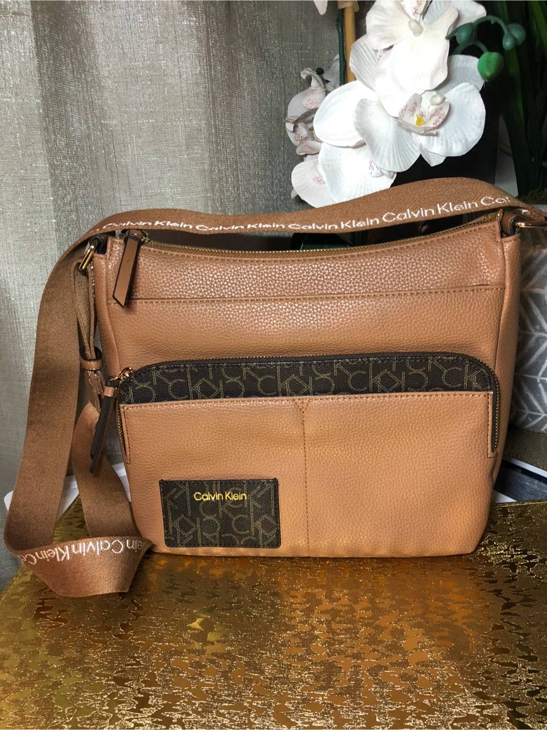 Calvin Klein Crossbody Bag image indicator(3)