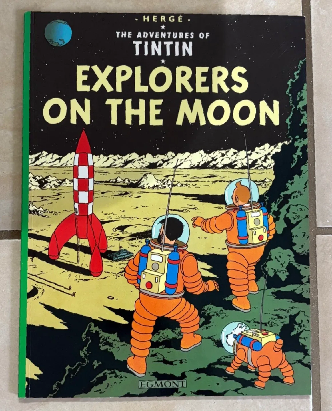 Mixed Lot of Fiction & Non-Fiction Books image indicator(3)