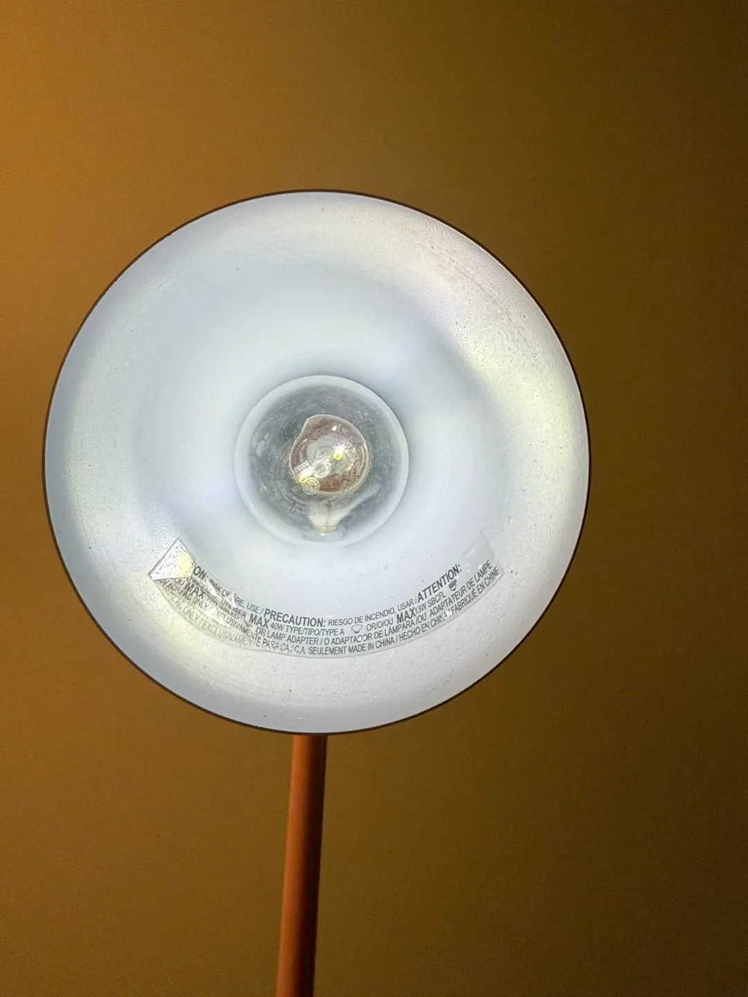 Pink Desk Lamp - Sleek Design - Light Weight image indicator(3)