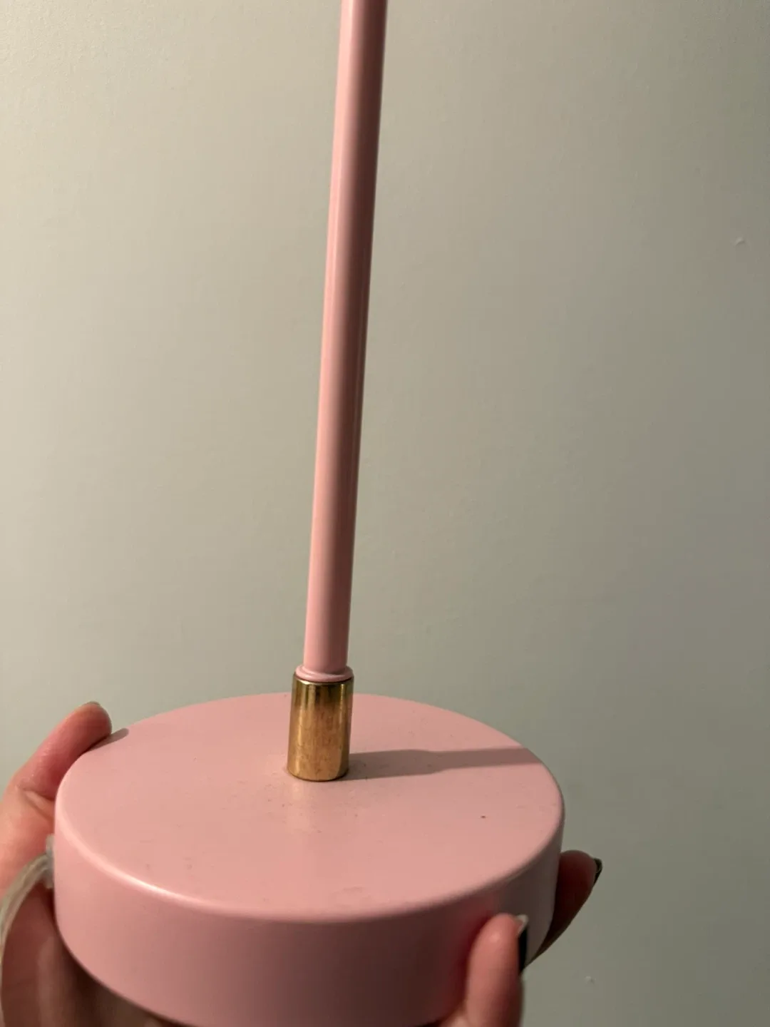 Pink Desk Lamp - Sleek Design - Light Weight image indicator(2)