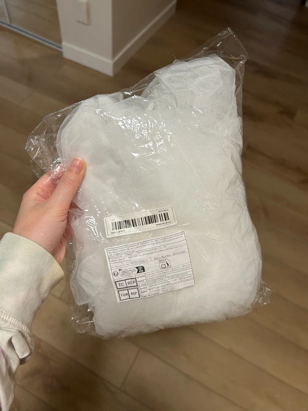 White Tulle Fabric - photo 2