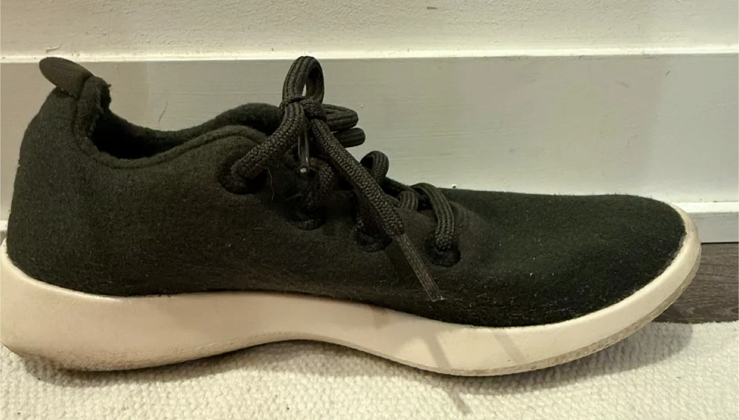 Allbirds Wool Runners Dark Green - Size 7 image indicator(4)