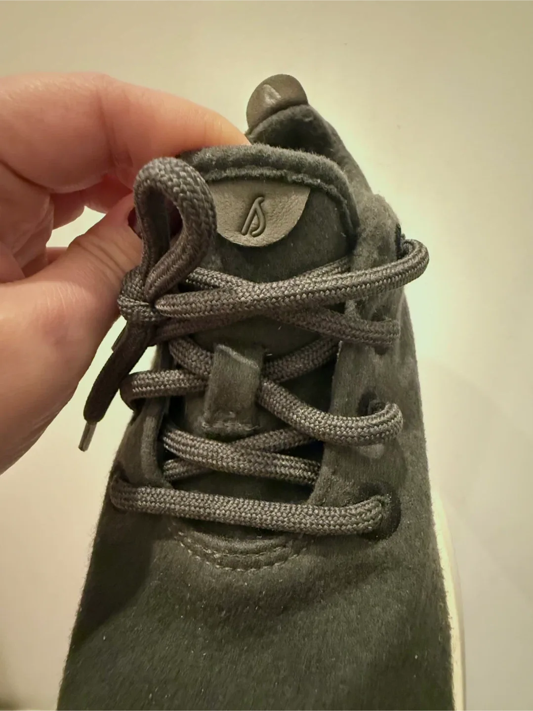Allbirds Wool Runners Dark Green - Size 7 image indicator(2)
