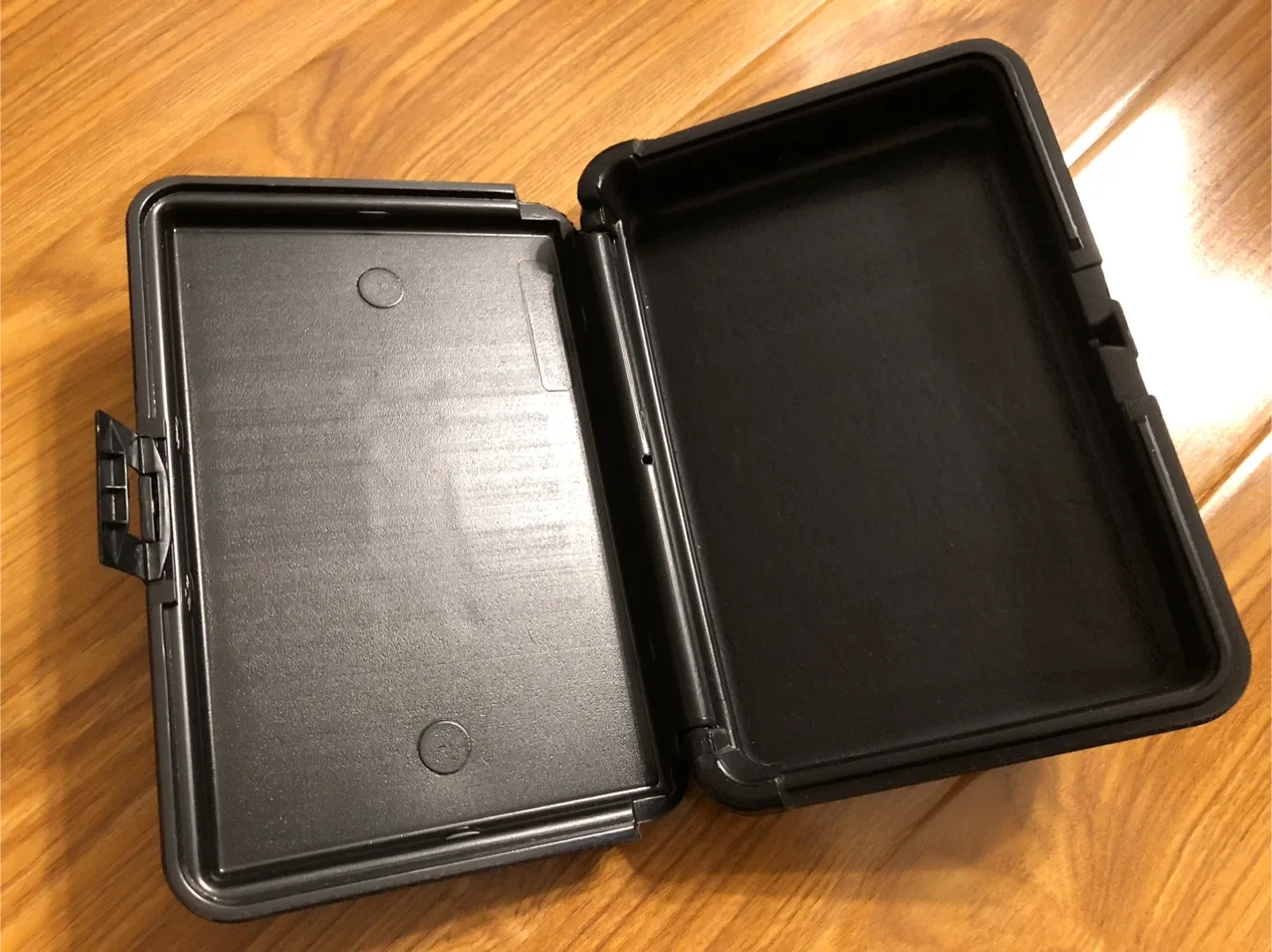 Tough Black Plastic Carrying Cases - Set of 3 image indicator(3)