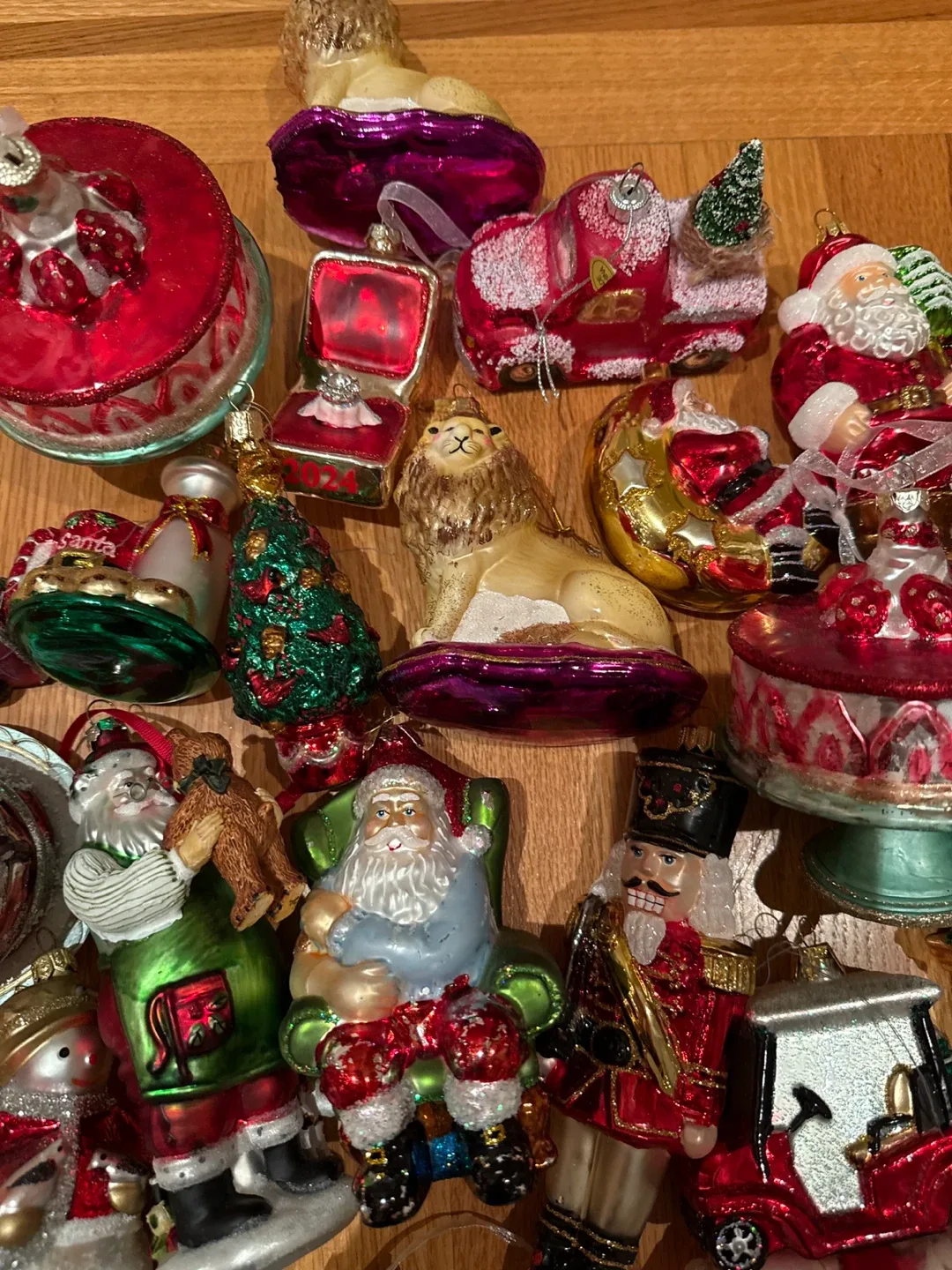 Christmas Ornaments - Mixed Lot image indicator(5)