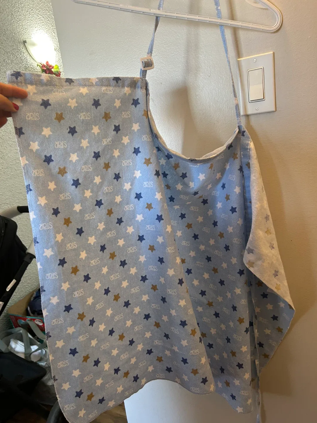 Sale: Nursing Cover with Star Pattern image indicator(2)