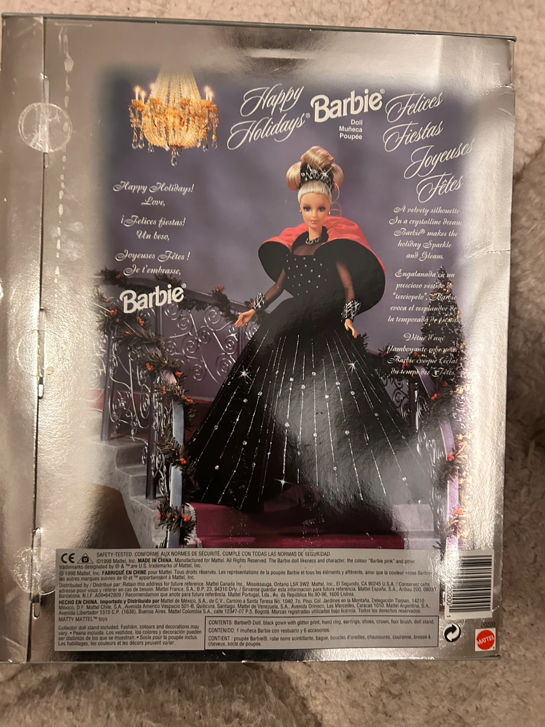 Happy Holidays Barbie Doll - 1998 Special Edition - photo 2