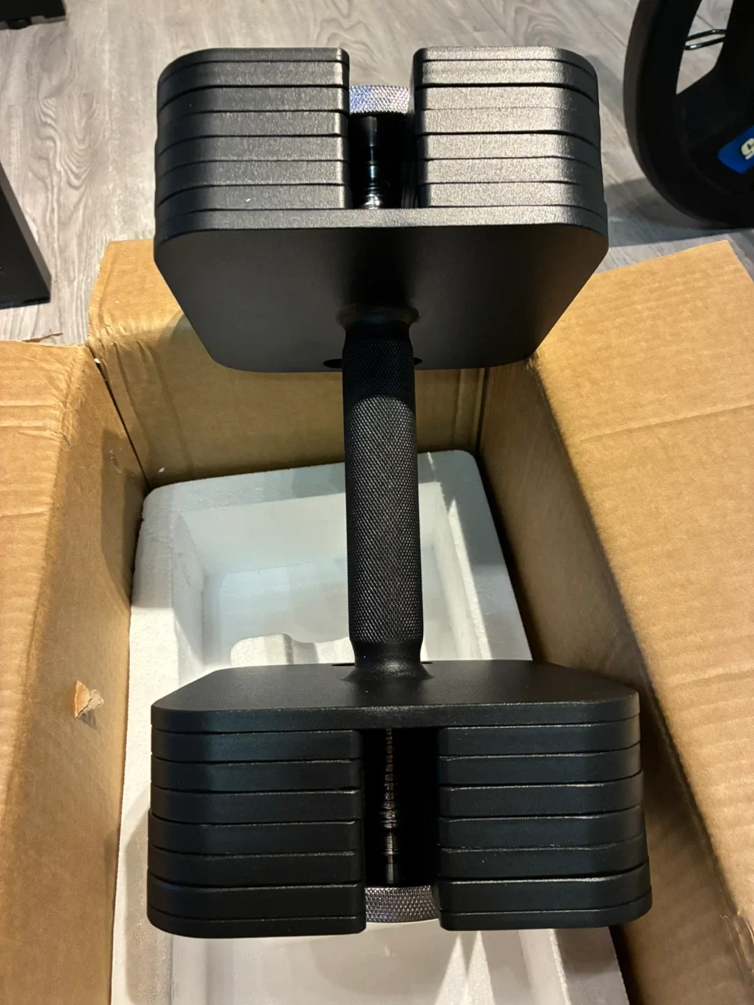 For ever  Adjustable Dumbbells - NEW 80 lb each image indicator(2)