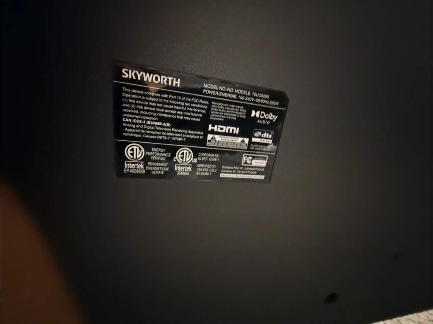 Skyworth 70UC6200 70" 4K UHD Smart TV