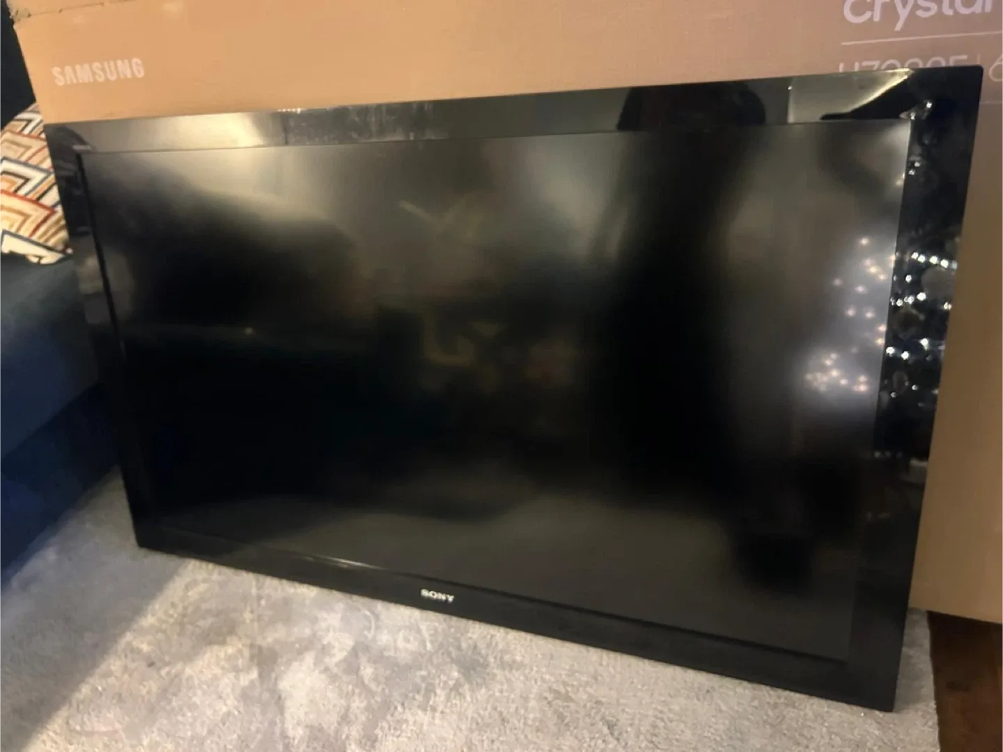 Sony Bravia LCD TV 65 inch image indicator(6)