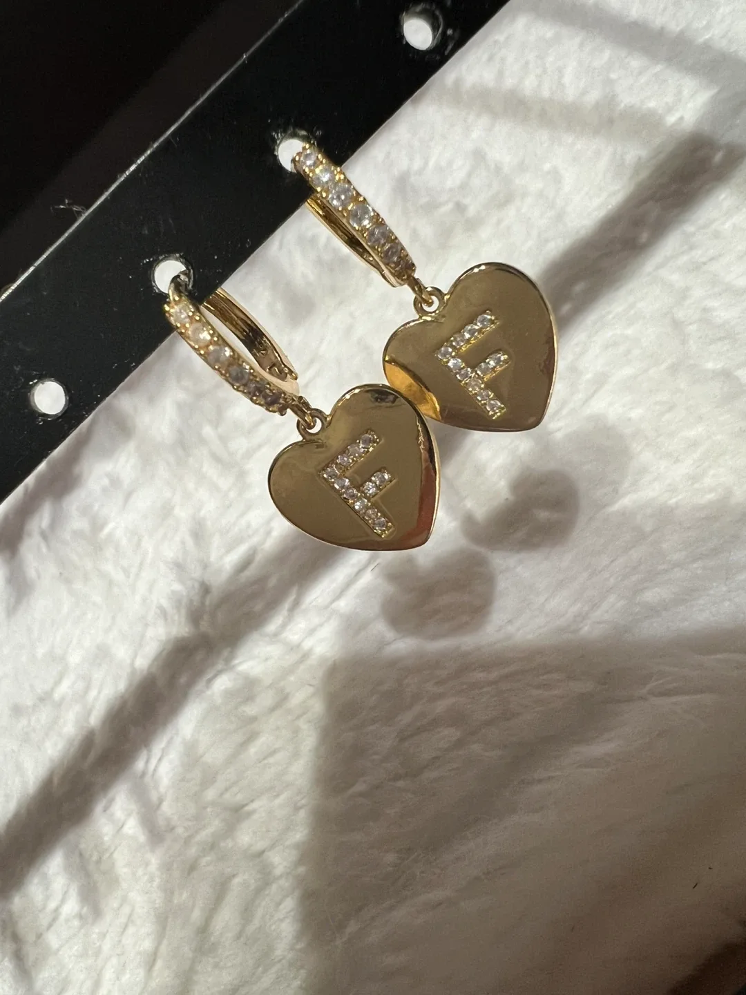 Gold tone Heart Earrings thumbnail